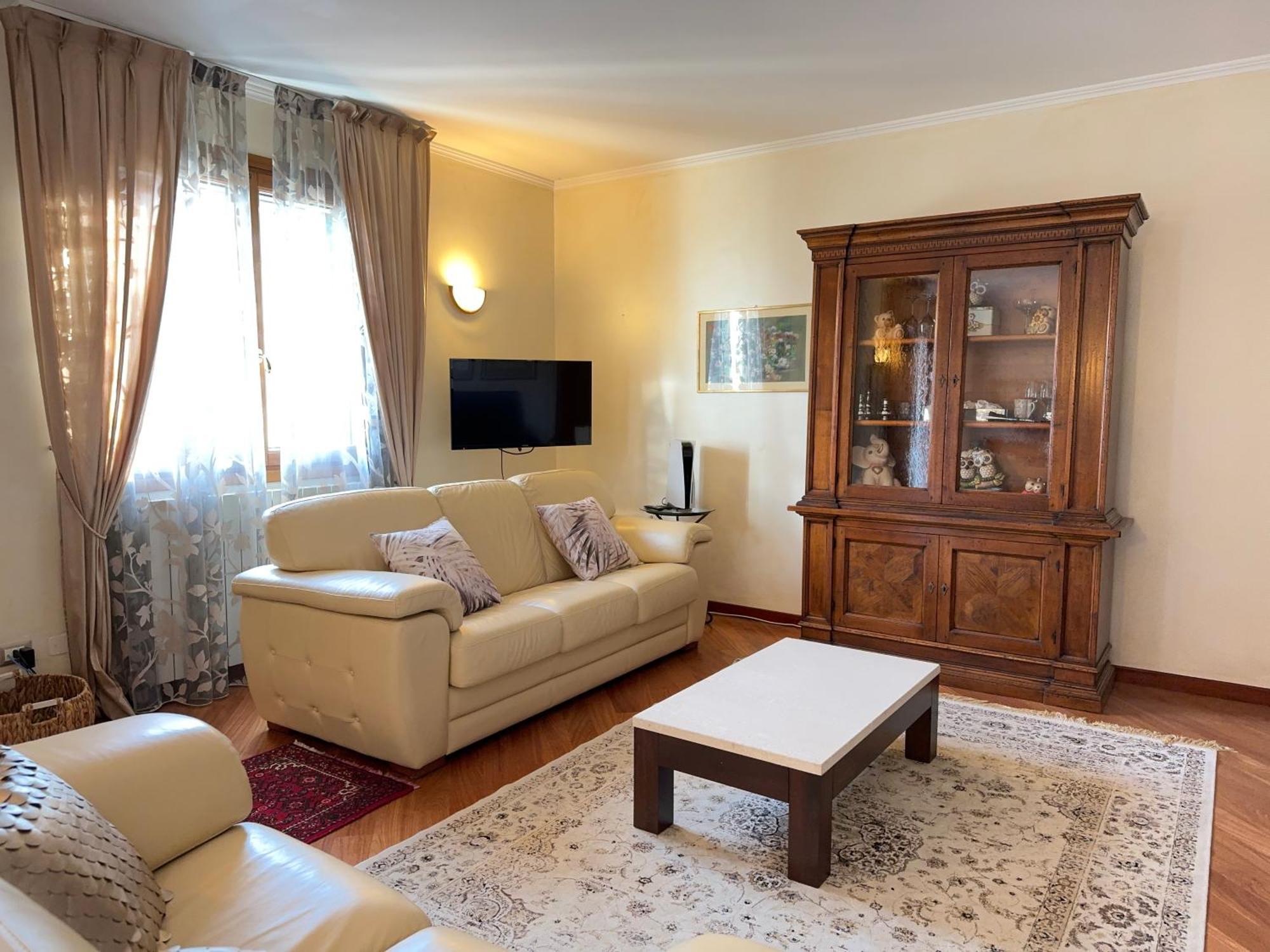 Vila Casa Perfetta Per Grandi Famiglie, Con Jacuzzi Bevera  Exteriér fotografie